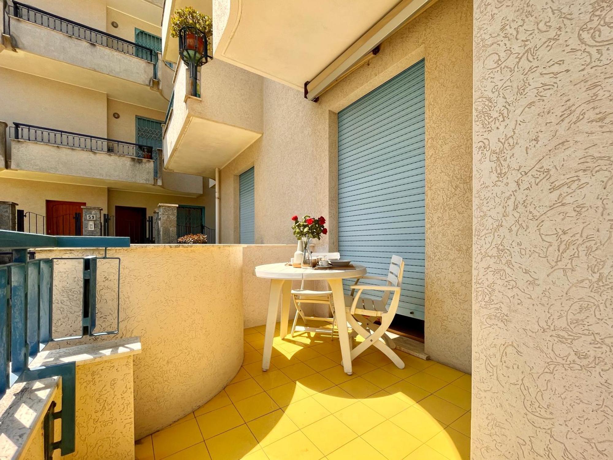 2 Locali A 600 Mt Dal Mare - Free Parking Apartment Ceriale Luaran gambar